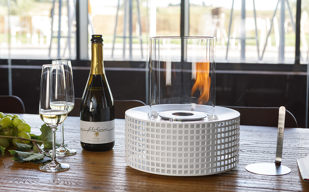 FOCOTTO FIRELAX NEST - 桌面生物酒精钢壁炉